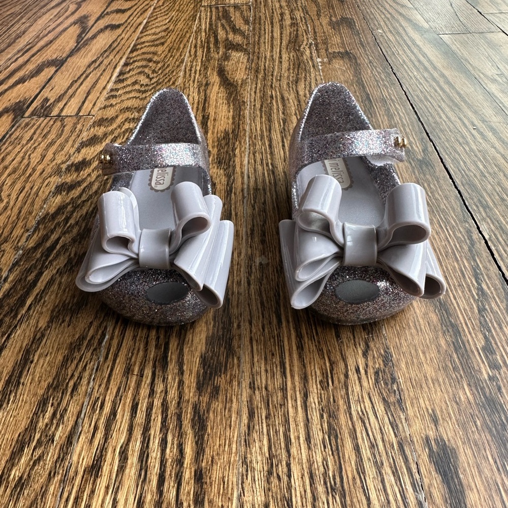 ✨NWOT✨ Mini Melissa Silver Sparkle baby/toddler shoes, size 5